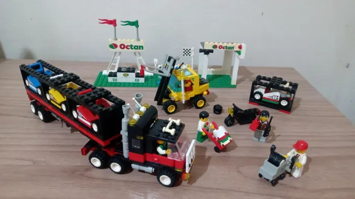 Carreta e carros de corrida de Lego original - Brinquedo de montar - De 1999 por R$ 1499