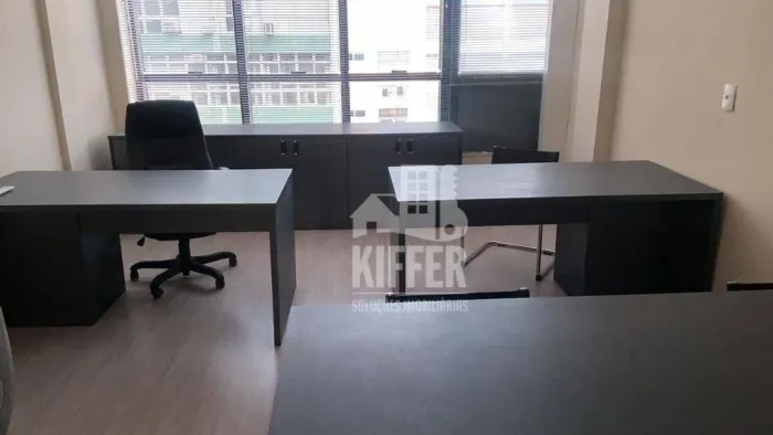 Sala Comercial no Centro de Niterói com Vaga e Andar Alto