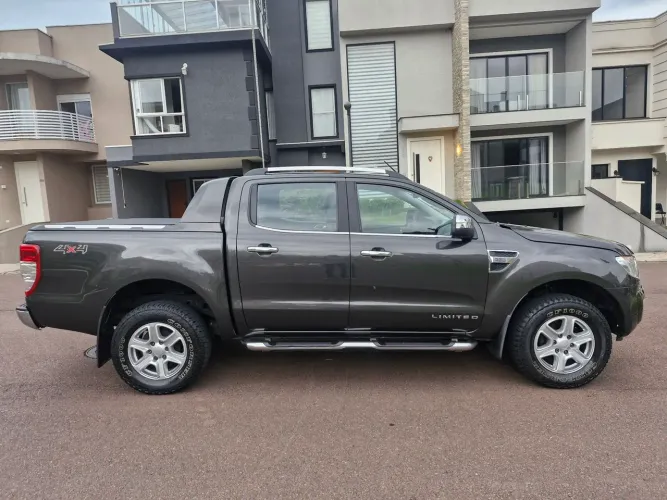 Ford Ranger Limited 3.2 20V 4X4 CD Aut. Dies. 2014