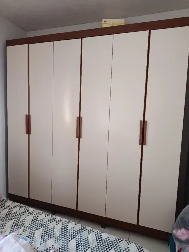 Guarda-roupa de casal