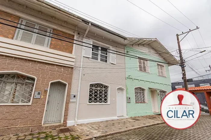 Imobiliária Cilar Aluga Sobrado 2 Quartos no Prado Velho com 90m², Ref. 00482.001 - CILAR
