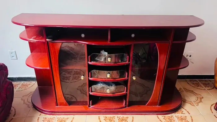 RACK CLÁSSICO PARA TV - SALA