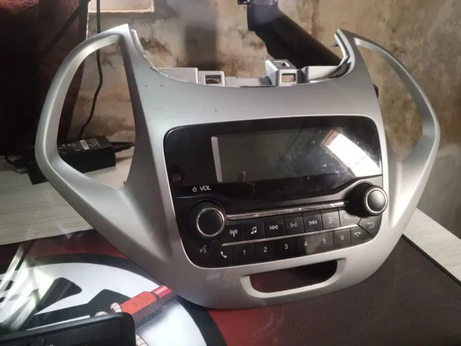 Rádio Original Ford Ka 2019 com Bluetooth + USB - Completo com Moldura