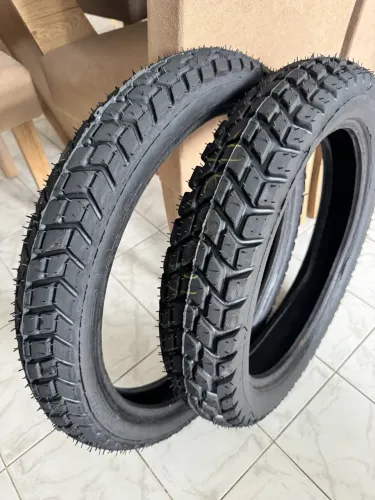 Par de pneus Bros NOVOS 