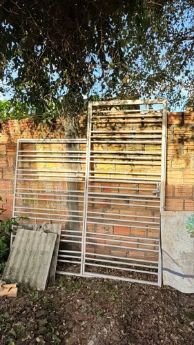 Vende- se Porta