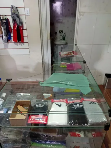 Vendo vitrines e lealdes.