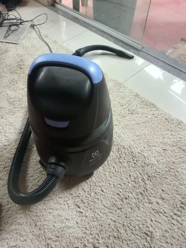 Aspirador de pó profissional 