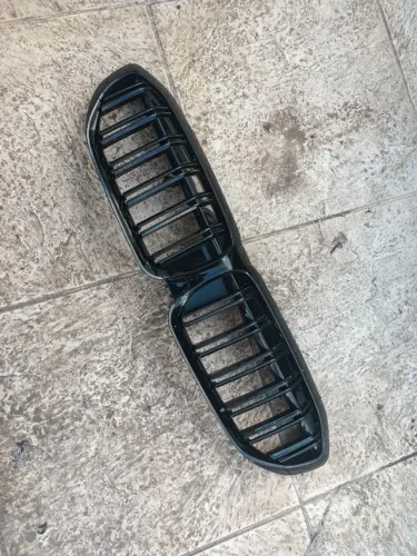 Grade frontal ORIGINAL BMW 330 G20