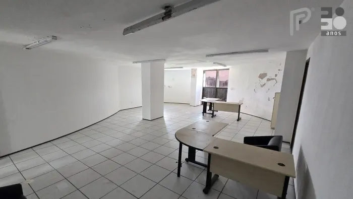 Sala Comercial para Locação com 75m² em andar alto no Calhau - São Luís - MA
