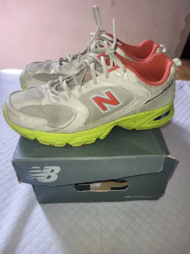 New Balance 530 Original | Tamanho 41 | Ótimo Estado