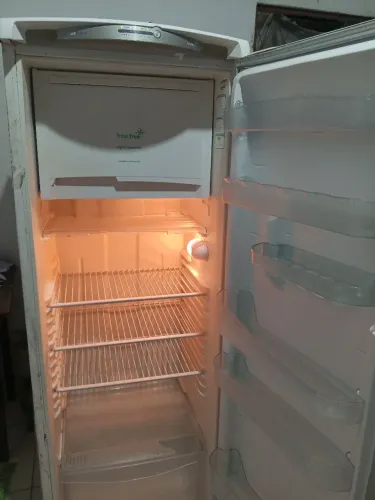 Geladeira Frost free
