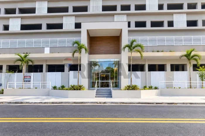 Apartamento de Luxo em Mutondo  2 Quartos sendo 1 suite e Varanda