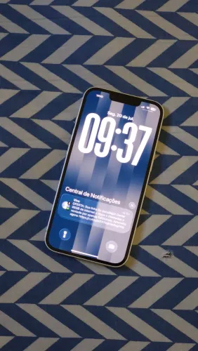 iPhone 13 Bom Estado