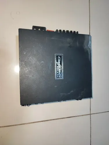 Módulo som automotivo 800.4W RMS Falcon 