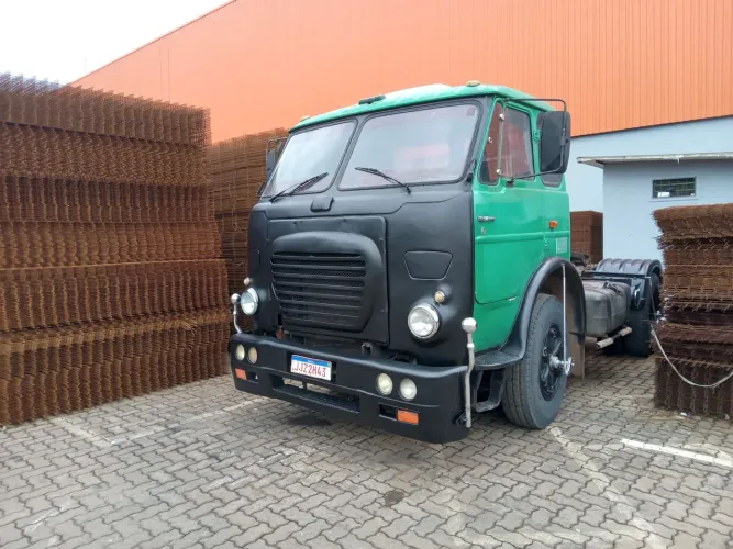 Vendo conjunto cavalo e carreta alfa mecânica Scania