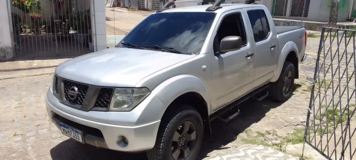 Nissan Frontier LE CD 4X4 2.5 TB Diesel Aut. 2012