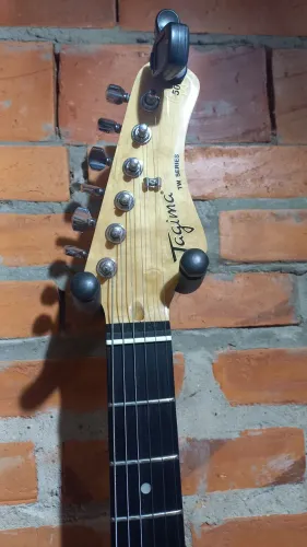 Guitarra tagima Tw series 500