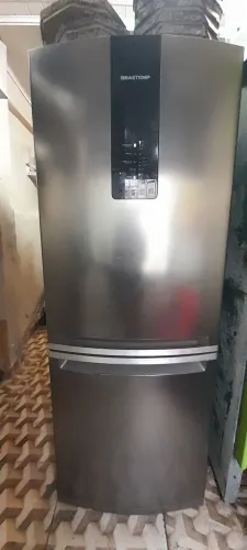 Geladeira inox inverse Semi Nova