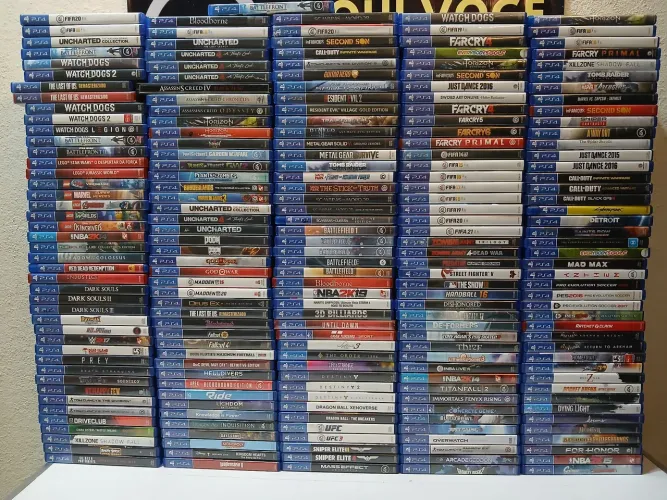 Lote de Jogos de PlayStation 4 (185 Jogos)