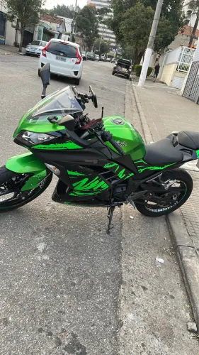 Kawasaki Ninja 300 2024 (aceito troca)