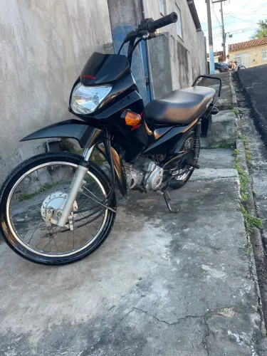 Honda pop 101i ano 2022 em bom estado de conservação.