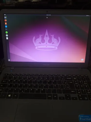 Notebook Samsung - Core i3 - 8GB RAM - Full HD - 1TB