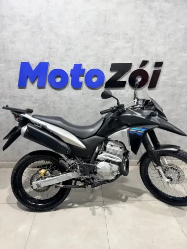 HONDA XRE 300 PRETO 2015