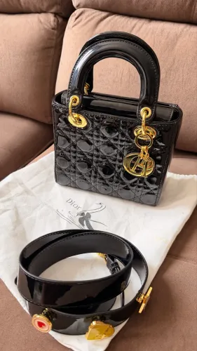 Lady Dior Preta