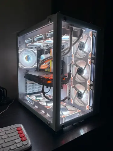 PC Gamer i7 9700K + GTX 1070 8GB | 16GB RAM | SSD NVMe 512GB
