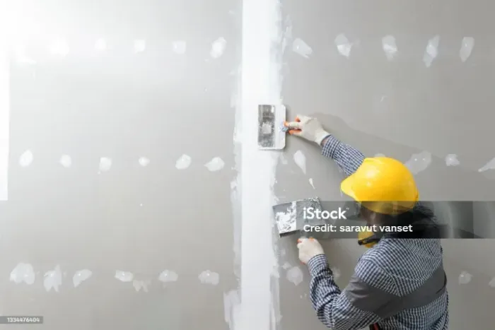 GESSEIRO E PINTOR