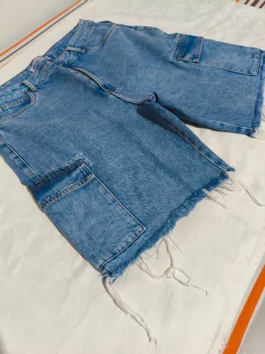 Bermuda Jeans Cargo Masculina C&A ? Tamanho 44 (Nova/Sem uso)