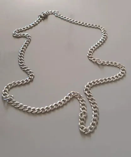 Cordão de prata