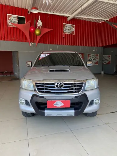 Toyota Hilux CD SRV D4-d 4X4 3.0 TDI Diesel AUT 2015