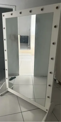 Vendo camarim de 20 lâmpadas novinho