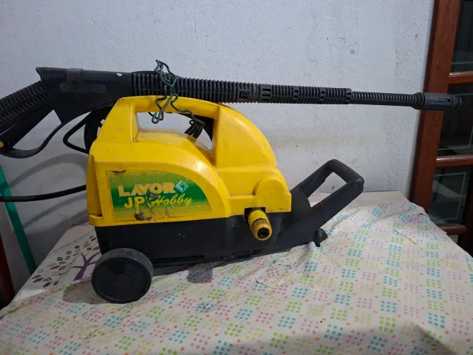 Lavadora de alta pressão Lavor