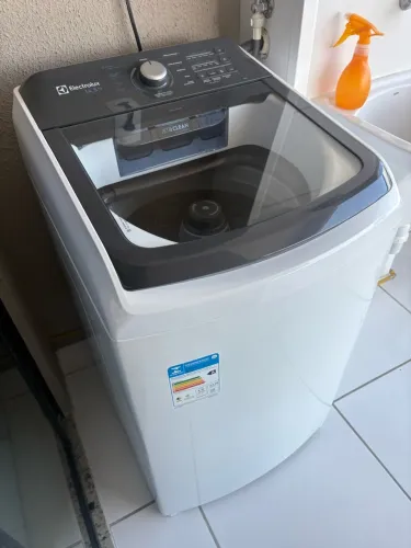 Lavadora de Roupas Electrolux 14,5kg Cesto Inox 11 Programas de Lavagem