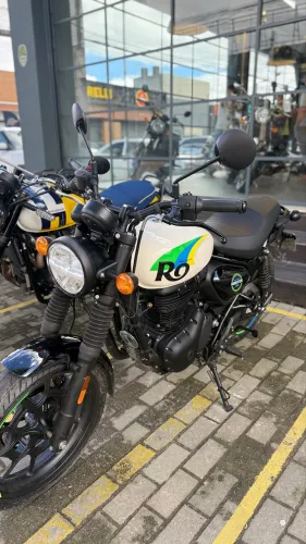 ROYAL ENFIELD - HUNTER 350