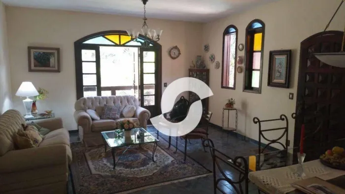 Casa com 3 dormitórios à venda, 164 m² por R$ 840.000,00 - Mata Paca - Niterói/RJ