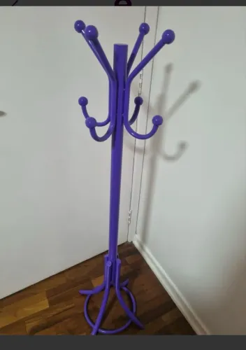 Cabideiro de Chão Roxo Metálico com 8 Ganchos