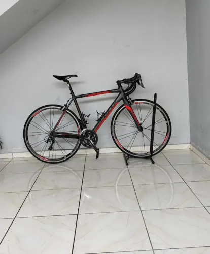 Caloi Strada Racing 2018 | Shimano Tiagra | Rodas VZAN Futura