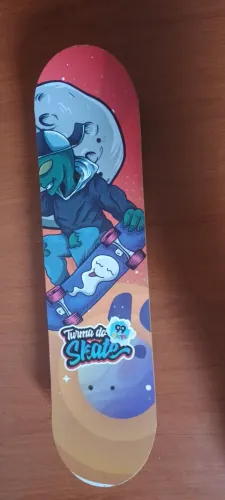 Skate semi-novo