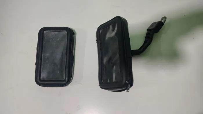Suporte de celular para moto