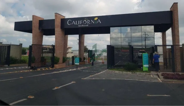 Terreno à venda, 316 m² por R$ 125.000,00 - Condomínio Residencial Jardim Califórnia - Est