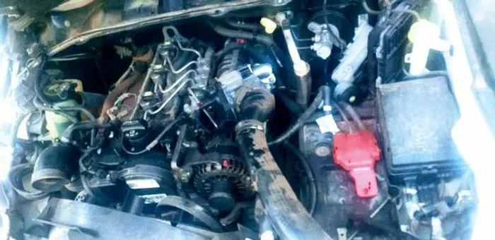 S10 200 cavalos - Automática - Ano 2014