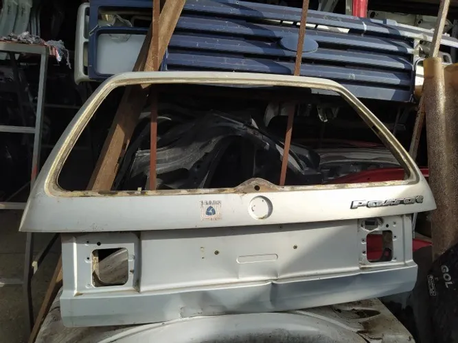 Tampa Traseira Passat Variant 1993 1994 1995 1996