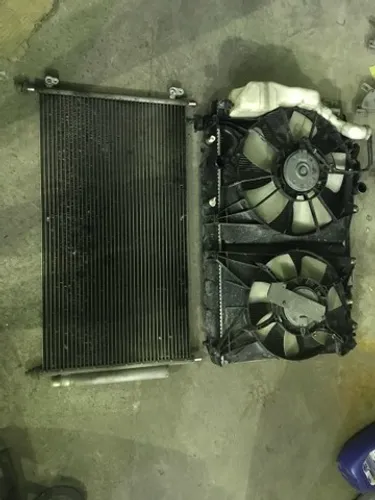 Compressor radiador e condensador Honda Civic Fit city crv hrv new civic g10