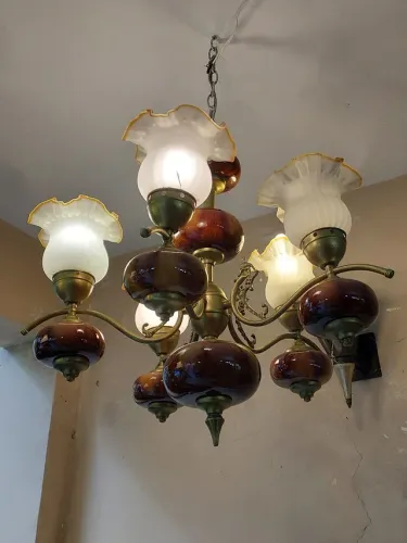 LUSTRE ANTIGO PORCELANA E METAL EM PERFEITISSSSIMO ESTADO DE CONSERVAÇÃO
