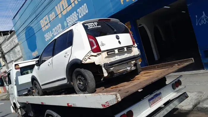 Sucata UP 1.0 12v MPI 2017 para retirada de peças