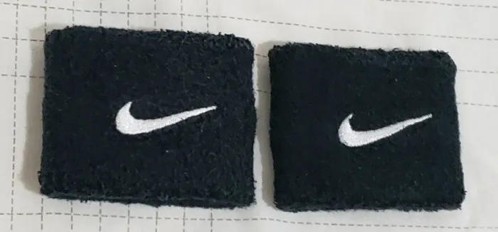 Munhequeira Preta da Nike - Tamanho Único