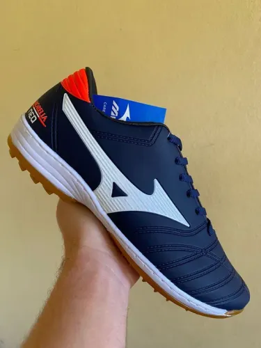 Chuteira sola de latex R$90,00